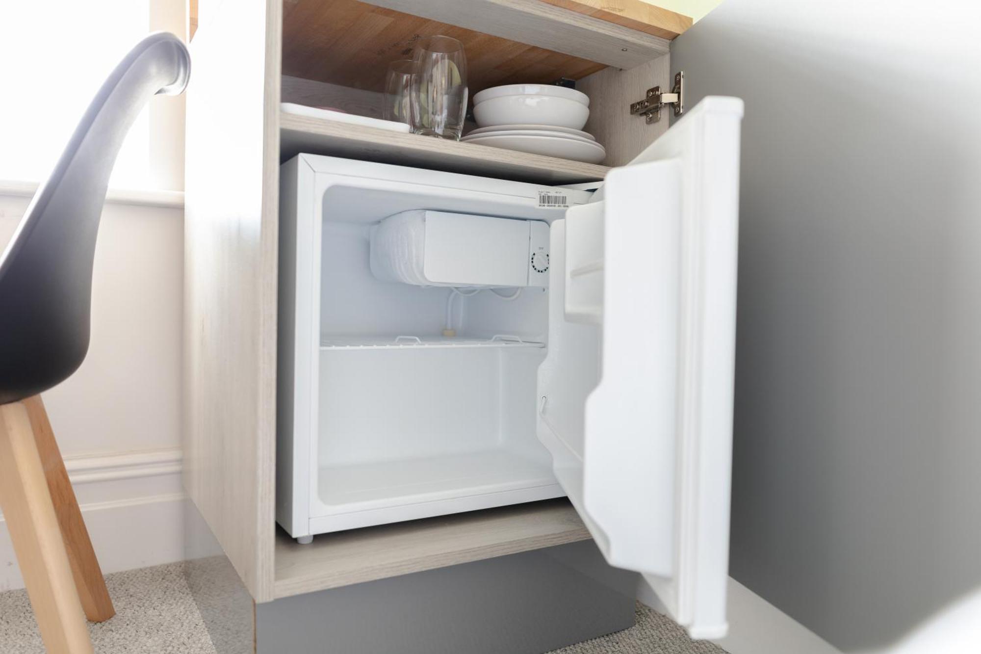 Bay City Studio Apartments Кардифф Экстерьер фото